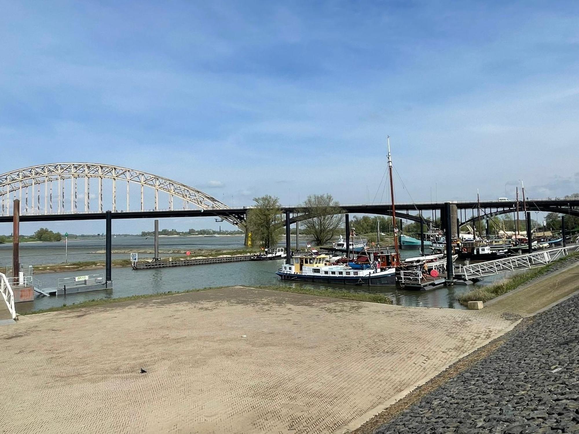 Stadsappartement Valkhof Nijmegen Buitenkant foto